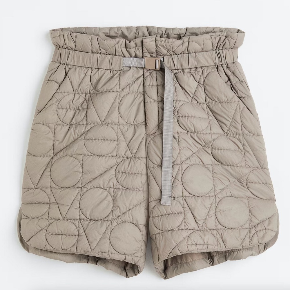 H&M THERMOLITE Quilted Shorts Lightweight Windproof Water-Repellent Beige Size L